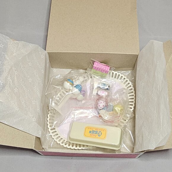 American Girl Egg Decorating Accessory Set for 18-inch dolls *retired* NIB - Picture 3 of 10